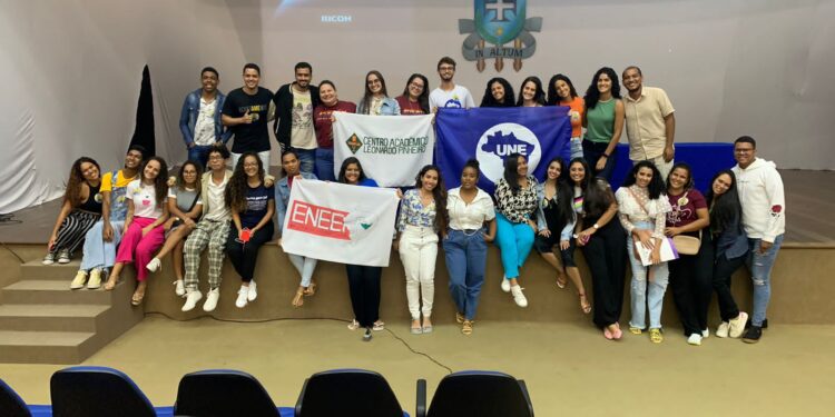 Construir o SUS do amanhã – Estudantes de enfermagem no fronte pela garantia do direito à vida, saúde e Democracia – I Conferência Livre dos estudantes de Enfermagem