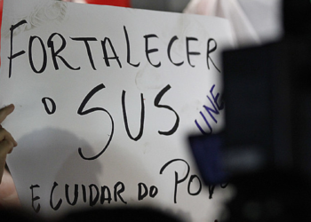 Conferência Livre ‘Saúde pela Democracia’ aprova propostas