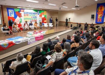 Pluralidade de vozes marca etapa preparatória da 17ª CNS na Fiocruz Brasília