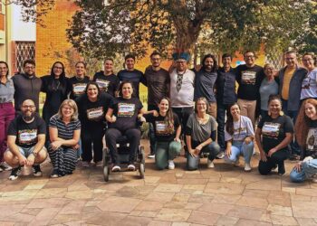 Participa+ 2025: educadoras e educadores finalizam preparação para oficinas