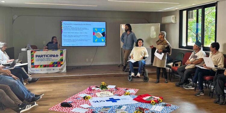 Participa+ 2025: educadoras e educadores finalizam preparação para oficinas